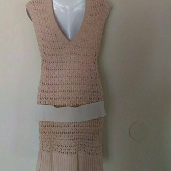 Mustard seed crochet style belted sleeveless top - Picture 3 of 8